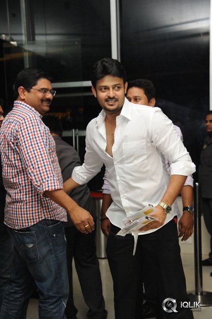 Celebs-at-Superstar-Kidnap-Movie-Preview